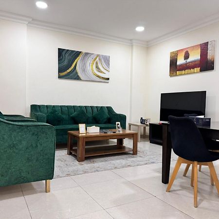 Chelsea Gardens Apartment Доха Екстер'єр фото